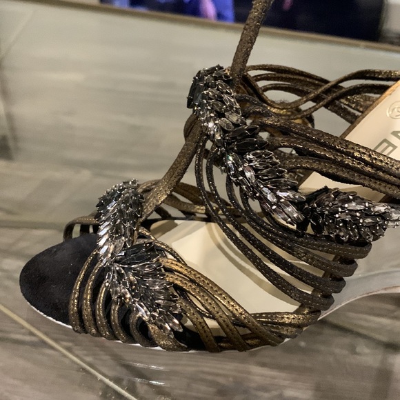 Chanel Heels - Picture 3 of 11